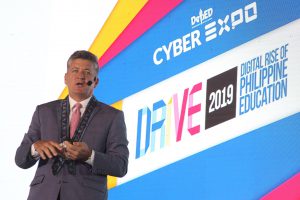 DepEd Cyber expo gathers ICT experts, recognizes leaners’ achievements in technology