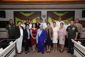 Briones lauds medal of valor awardees, beneficiaries